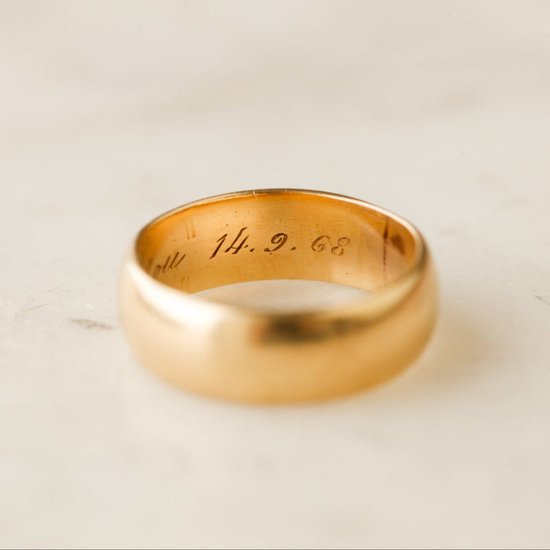 "Everloving" Gold Band