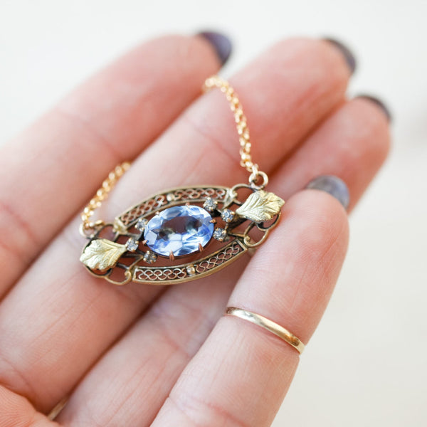 Hillaire Victorian Pendant